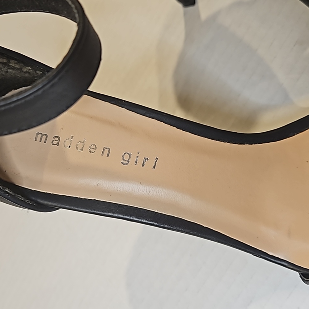 Madden Girl G-Rissa 4 inch black heel sandals size 7.5 - Picture 3 of 11